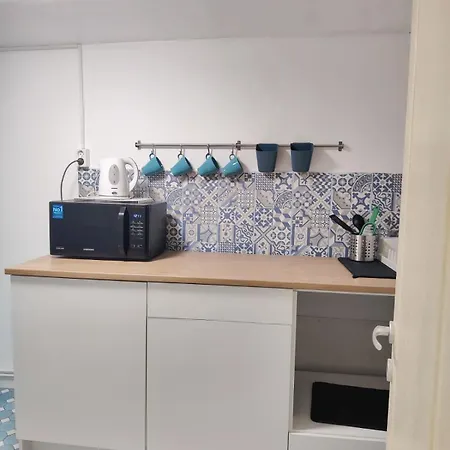 Little Budget 公寓式酒店